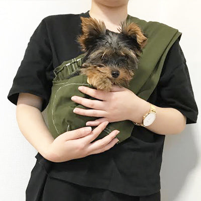 スリングから出るのを嫌がるくらいです笑