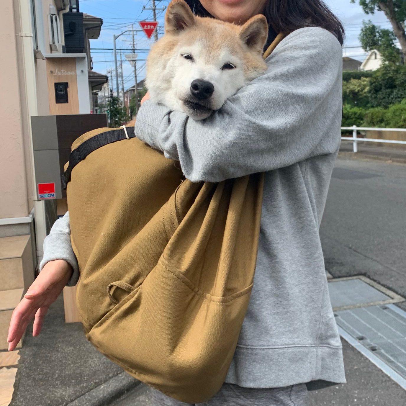 前が開く物はなかなかありませんでした