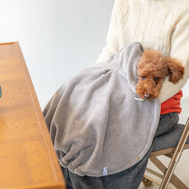 愛犬と一緒に膝掛けとしてもお使いいただけます