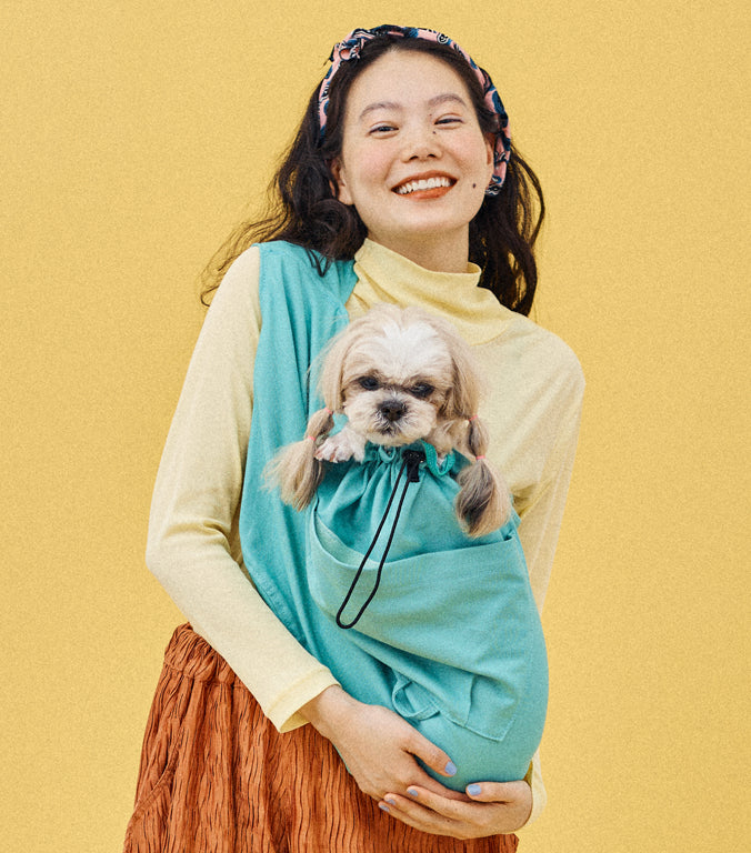 マルチーズなど小さな子も安心して使えるシングル・ドッグスリング