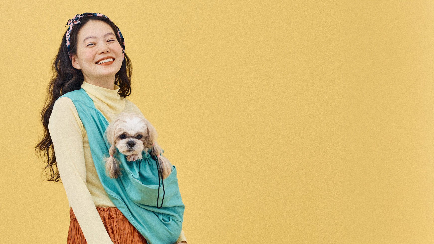 日本製シングル・ドッグスリング（そよ風ミント）。シー・ズーなど小型犬・中型犬を快適に抱っこできる犬用スリング・犬の抱っこ紐。
